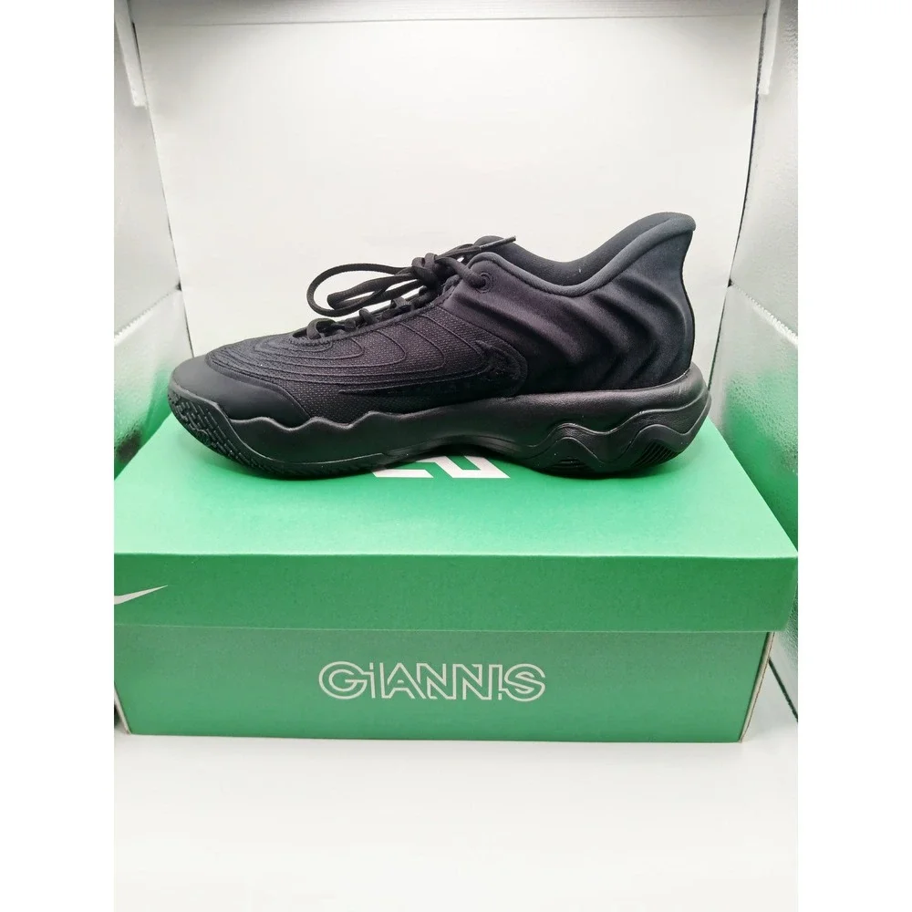Nike durable padded black